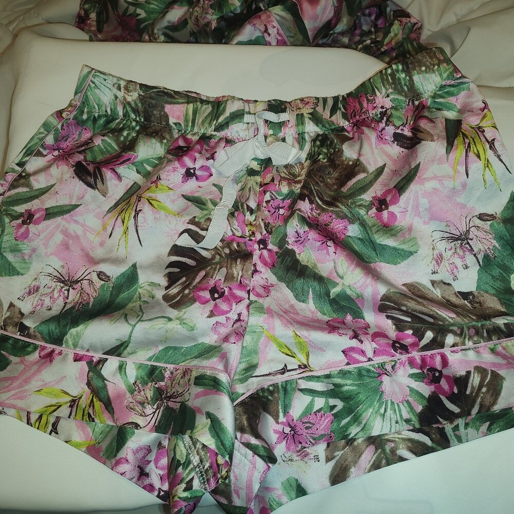 VS "satin" PJ set